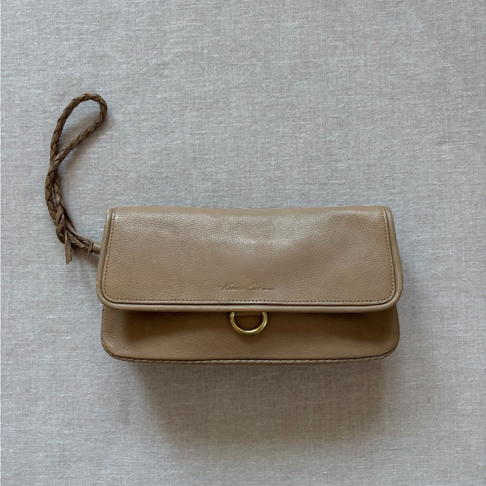 Kenneth Cole tan leather classic neutral minimalist wristlet wallet purse pouch.
